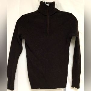 100% cashmere zip never sweater